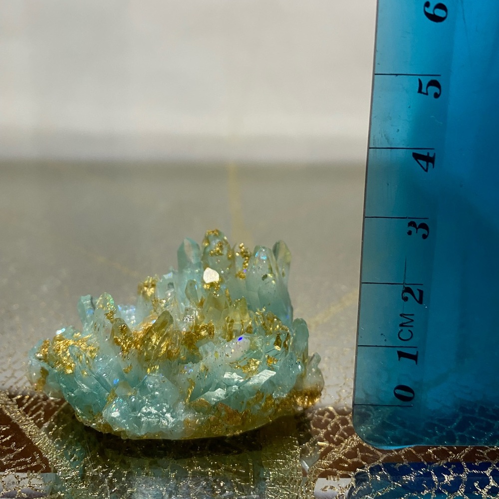 House decoration ~ Frozen light blue crystal cluster with gold flakes 💙🤍 - Picture 15 of 16